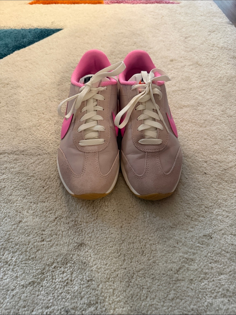 Nike Women’s Light Pink and Hot Pink Athletic Sneakers